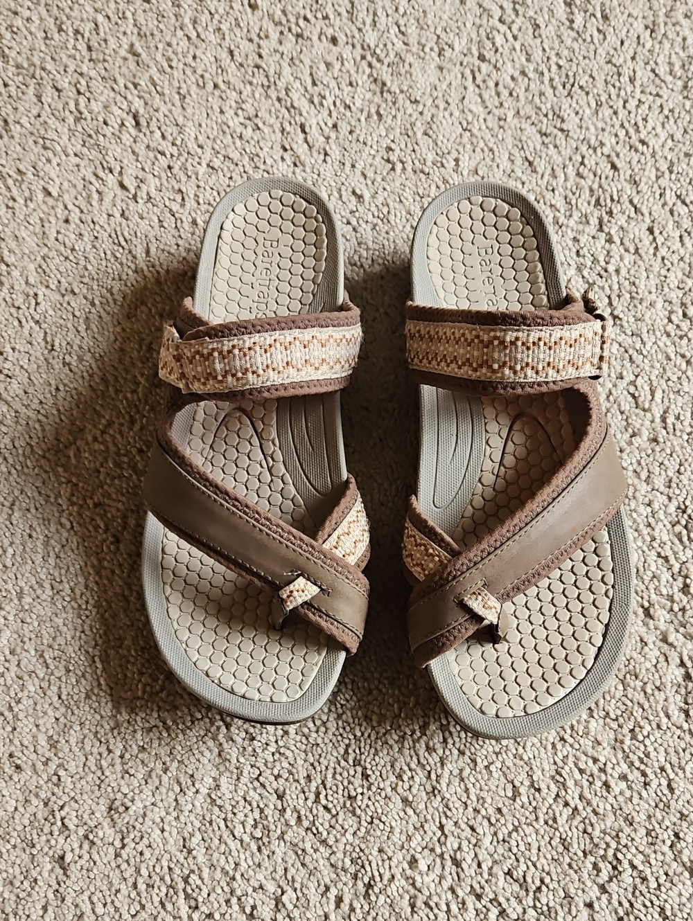 BareTraps Brown Sandals with Beige Patterned Straps